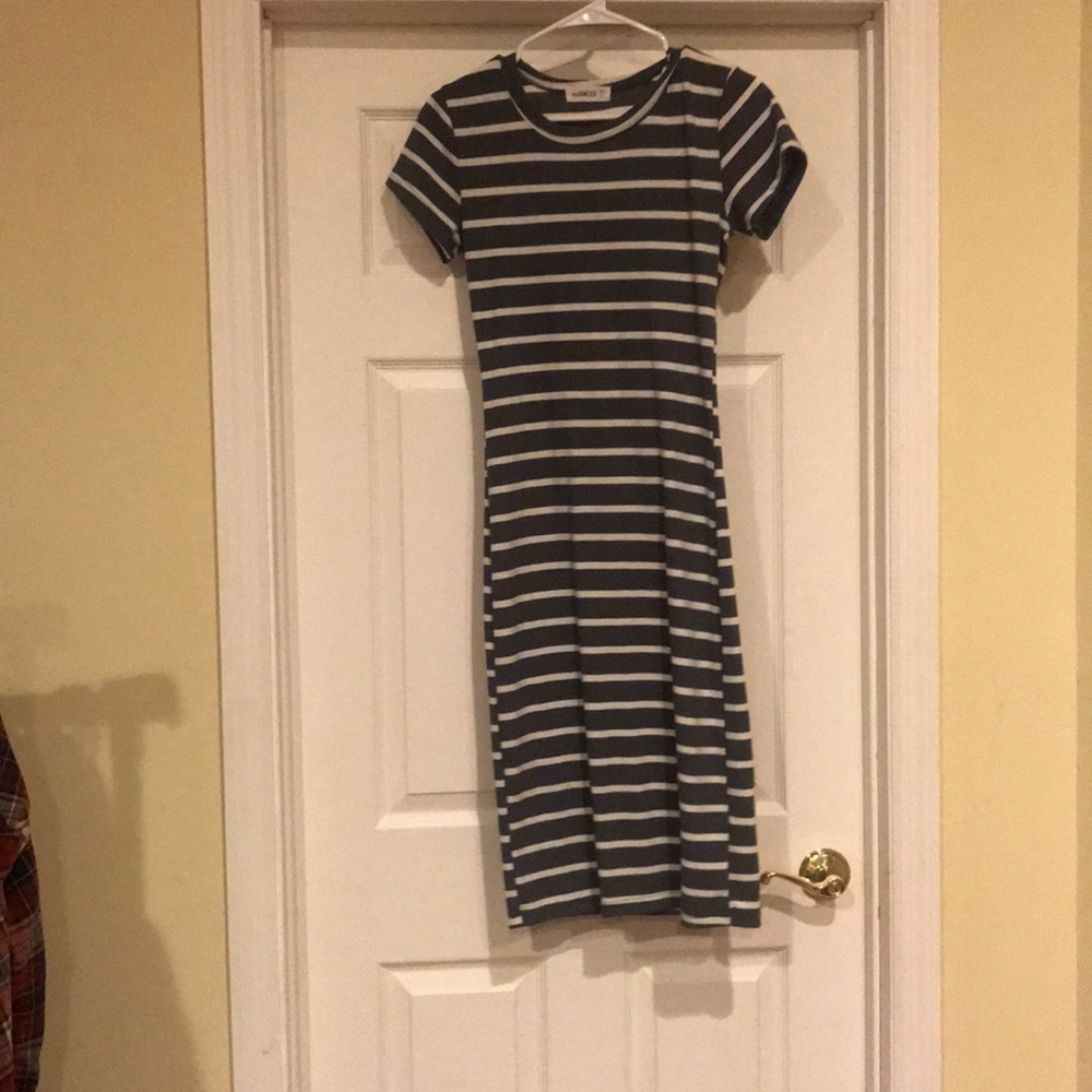 body suit dress, it’s a lrg but fits like a medium